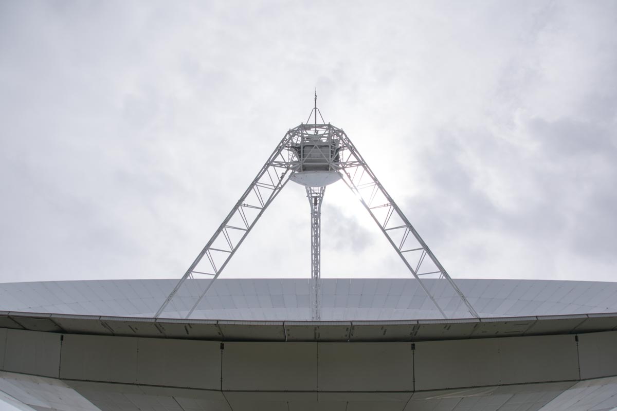 野辺山宇宙電波観測所　45mm電波望遠鏡